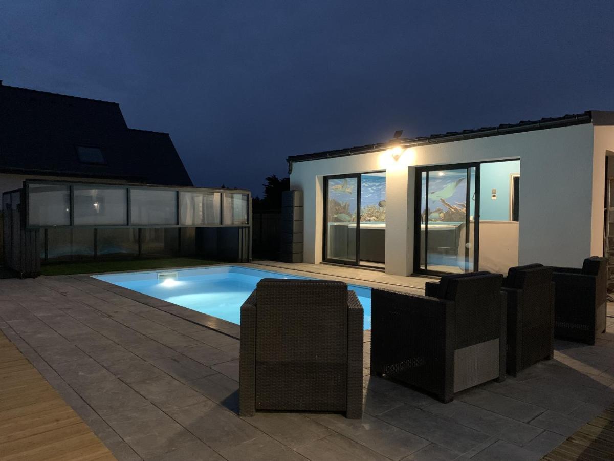 Maison 10 Pers En Bord De Mer Avec Piscine Chauffee Toute L'Annee, Spa Et Hamman Surzur Exterior foto